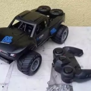 Alternative view of 1:16 RC Amphibious Off Road Vehicle Q156