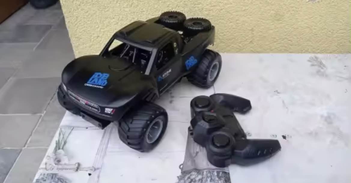 1:16 RC Amphibious Off Road Vehicle Q156 - Image 2