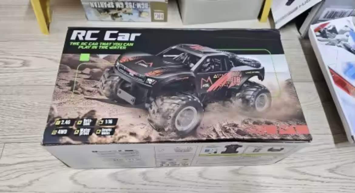 1:16 RC Amphibious Off Road Vehicle Q156 - Image 6