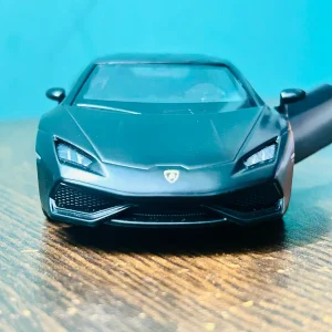 Lamborghini Huracan Coupe Diecast Model Car (Officially Licensed)