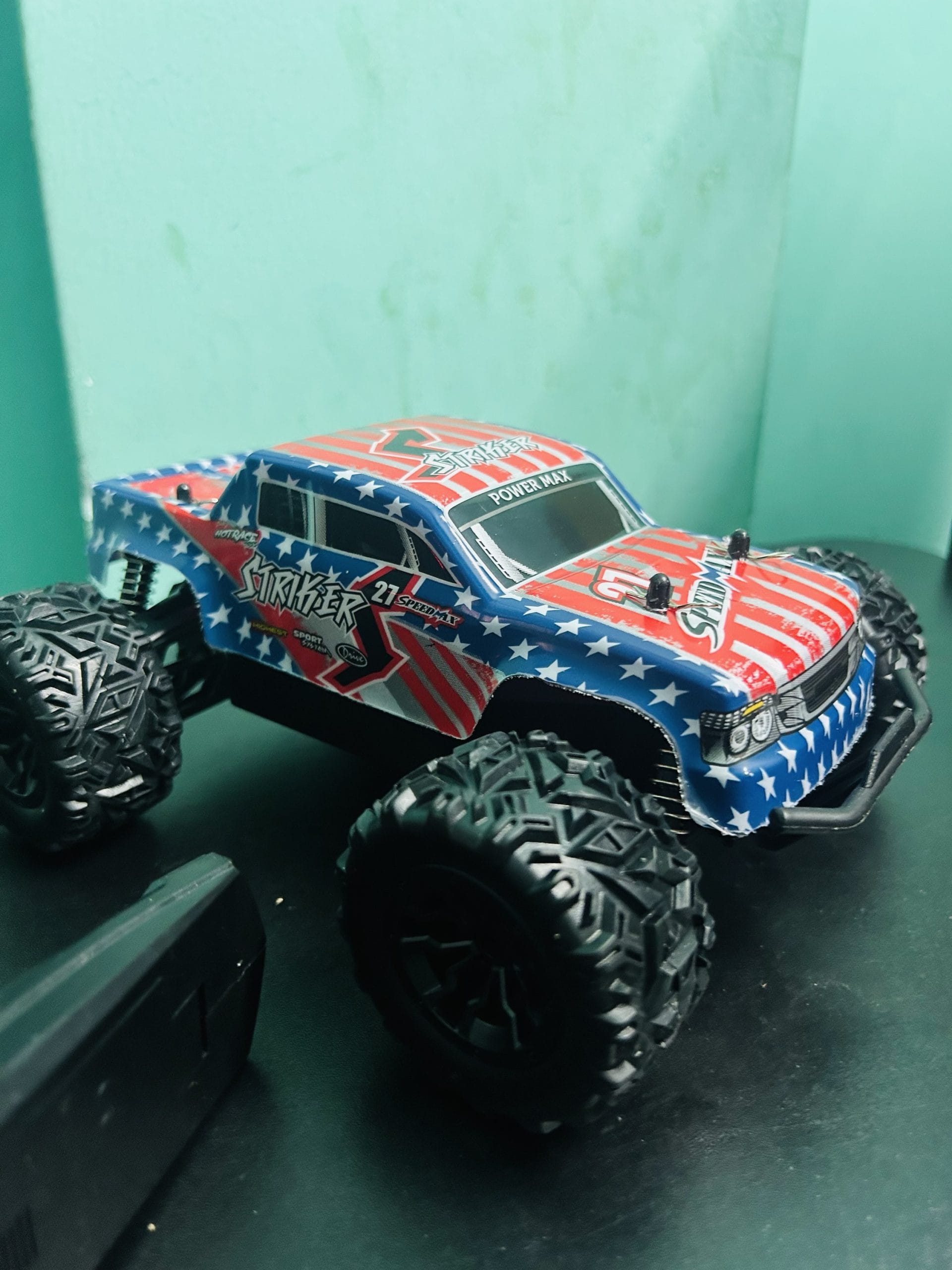 High-Speed Remote Control Off-Road Car for Kids All-Terrain Durable RC Cars Drifting Racing Climbing Toy Vehicle - Image 4