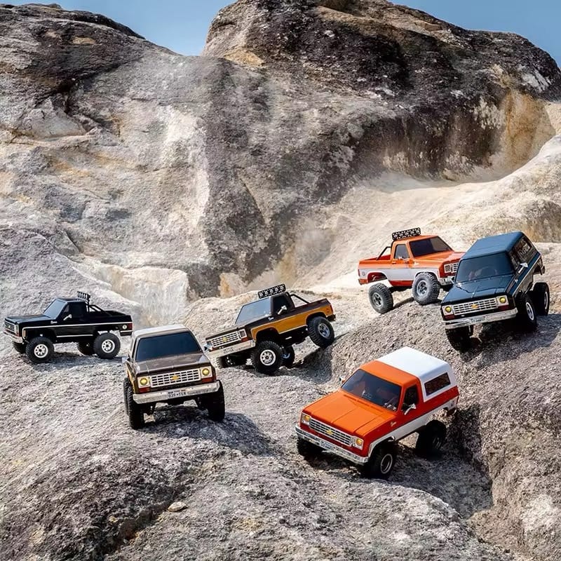 FMS RC Car 1:24 FCX24 K5 Blazer Truck Off-road Climbing Vehicle Flat Sports With Two-Speed Kids Adult Toys Gift 1/24 - Image 3