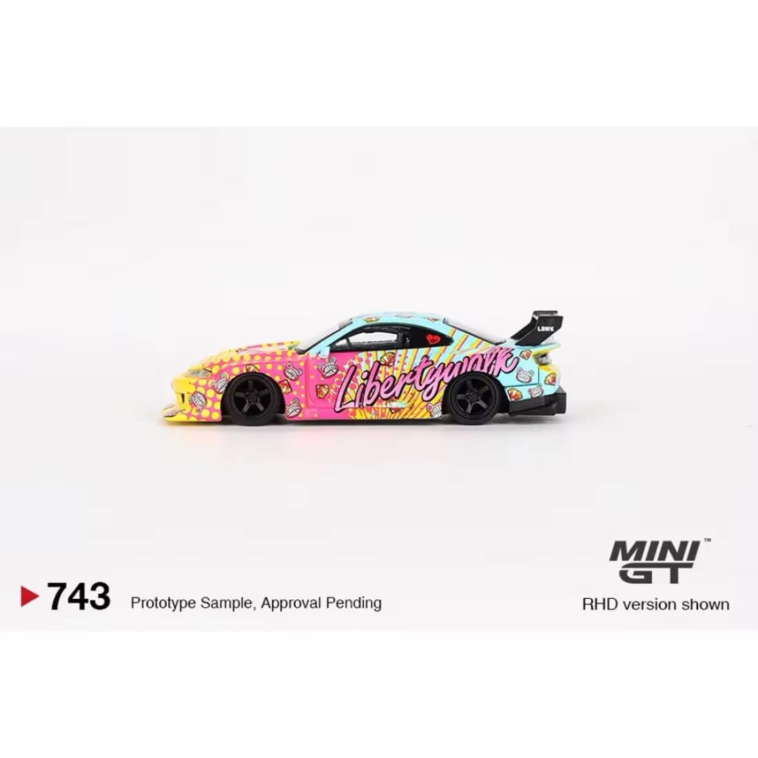 Mini GT MGT00743-R 1/64 Nissan LB-Super Silhouette
S15 SILVIA LB KUMA RHD Diecast Scale Model Car - Image 3